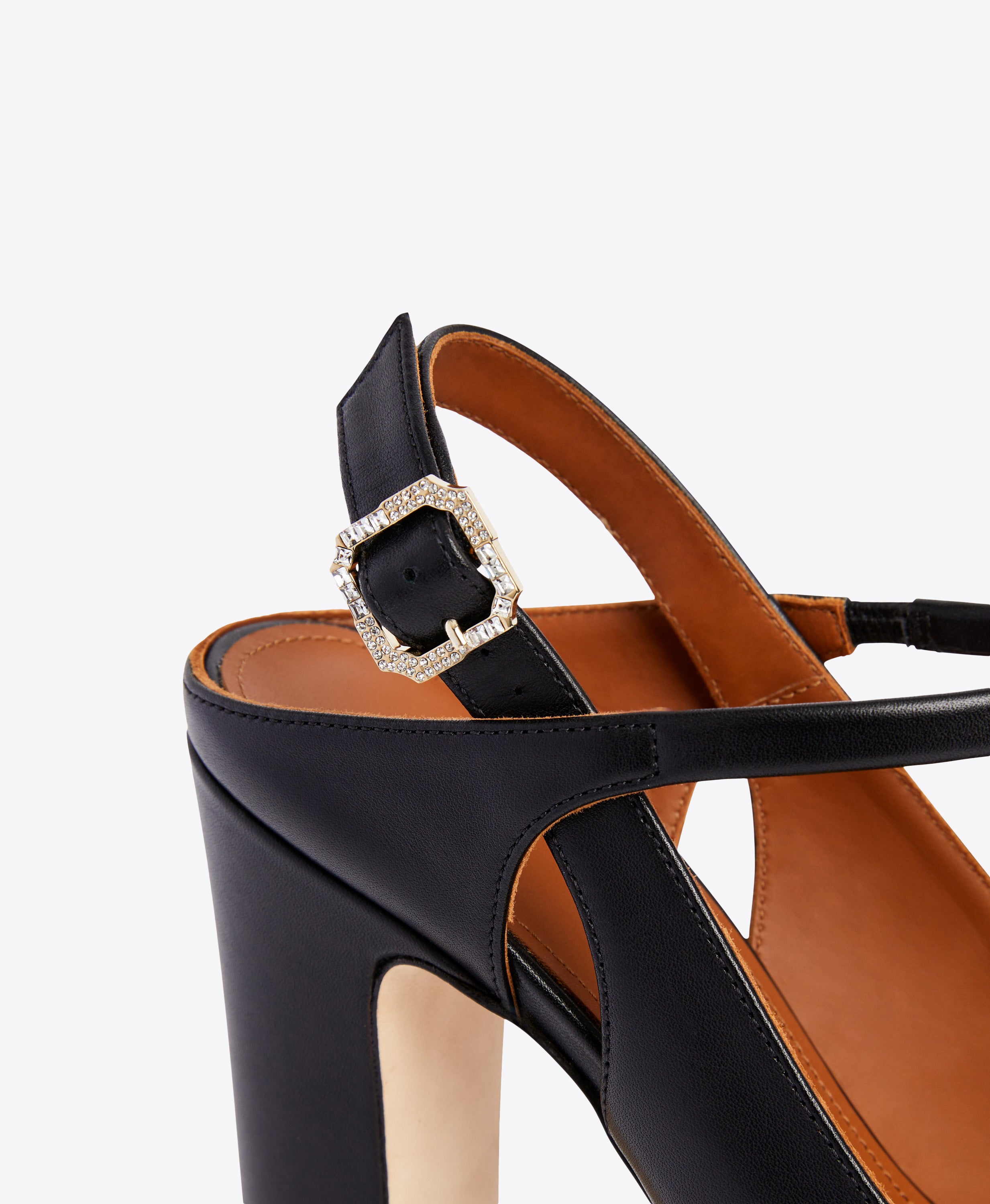 Chunky 2025 heel slingback