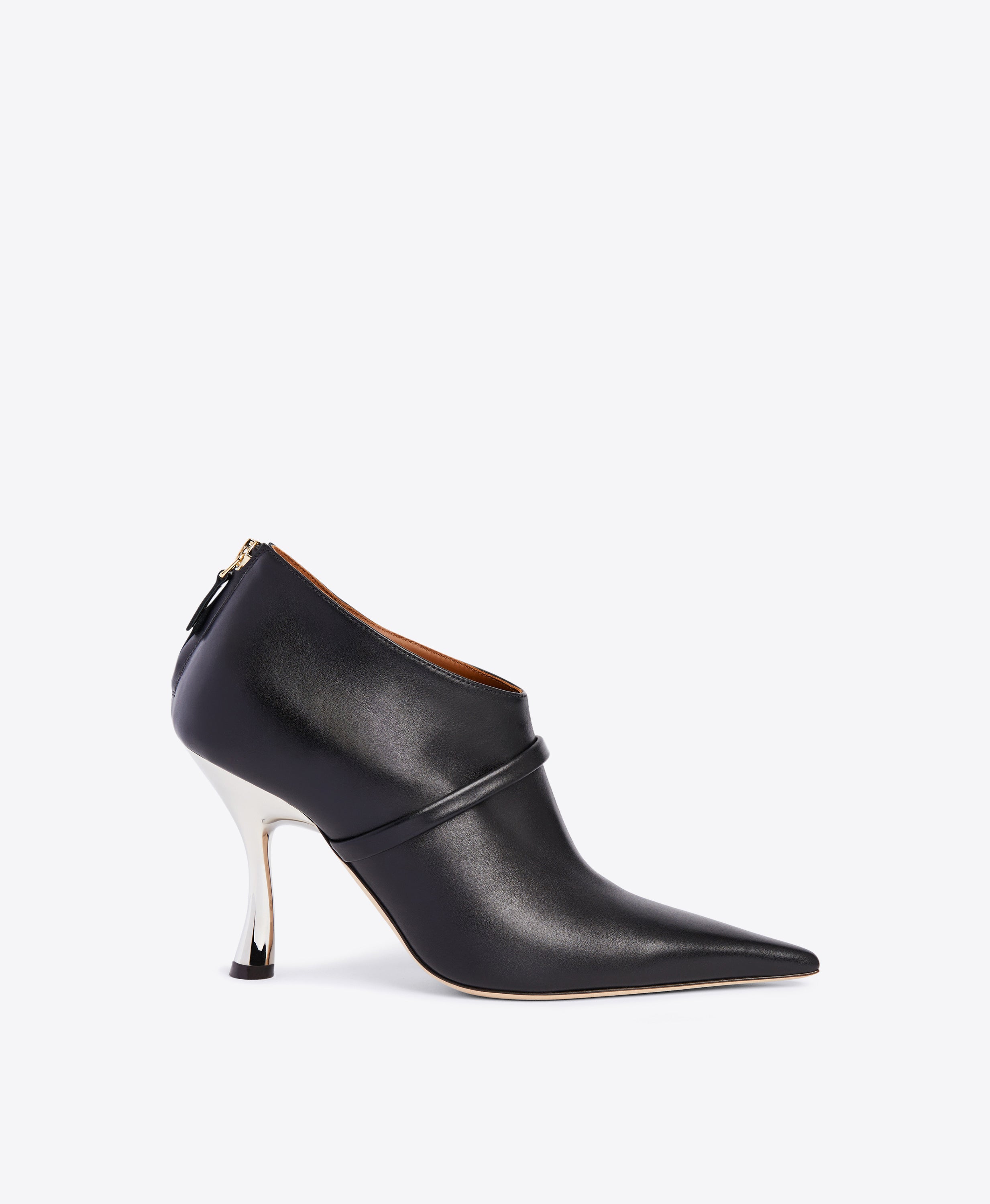 Black pointed outlet toe leather booties